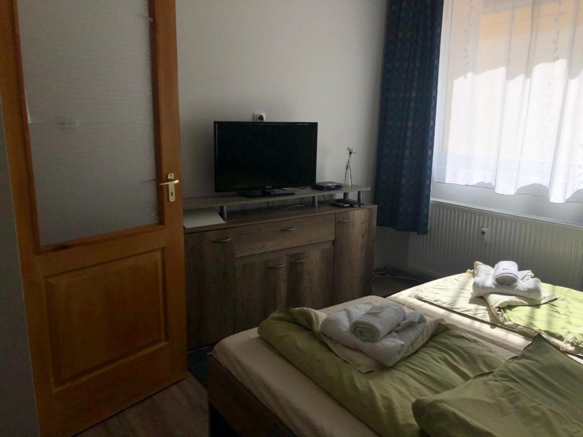 Hotel Almasy Vendeghaz Torokszentmiklos Exteriér fotografie