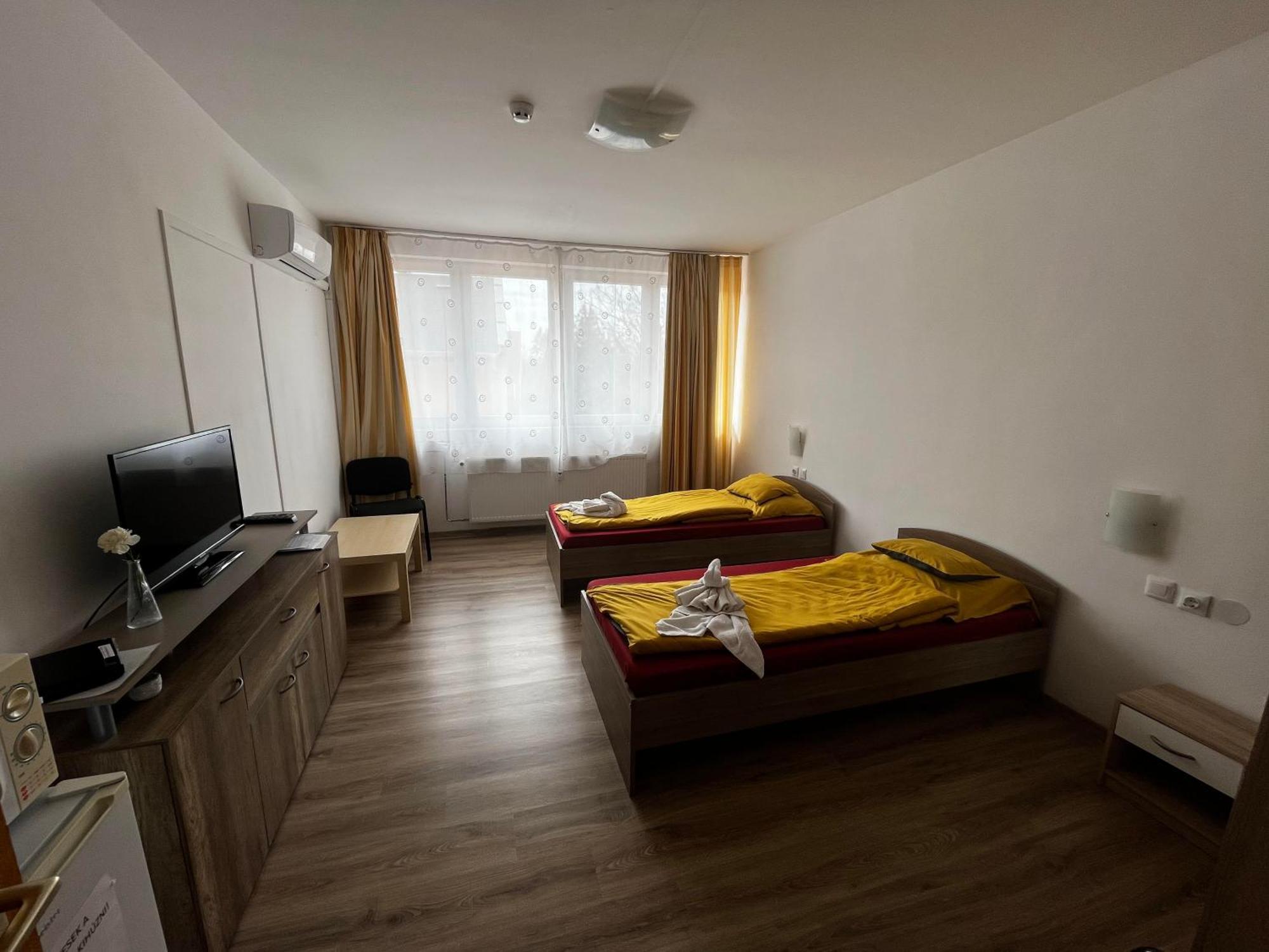 Hotel Almasy Vendeghaz Torokszentmiklos Exteriér fotografie